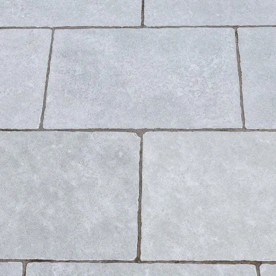 Ash Grey Limestone – €28.30/m²