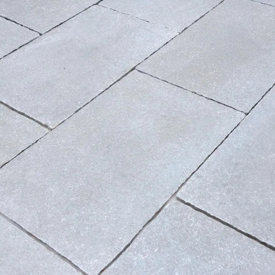 Piedra Caliza Gris Ceniza – Desde 28,60 €/m² + IVA