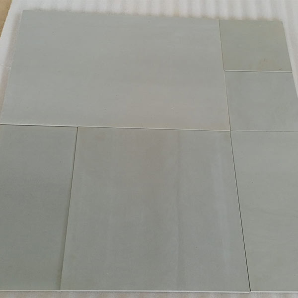 Kandla Grey Polished Porcelain – €28.80/m²