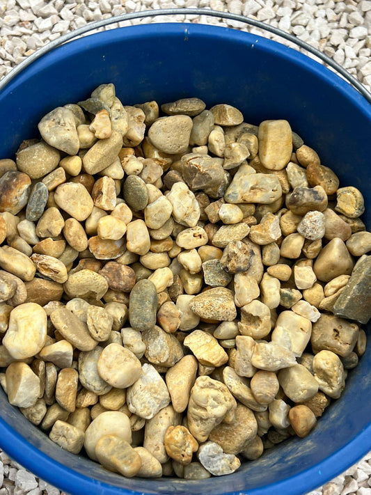 Cantos Redondos Dorados Amarillo río - Desde 2,94 €/ Bolsa 20 kg + IVA