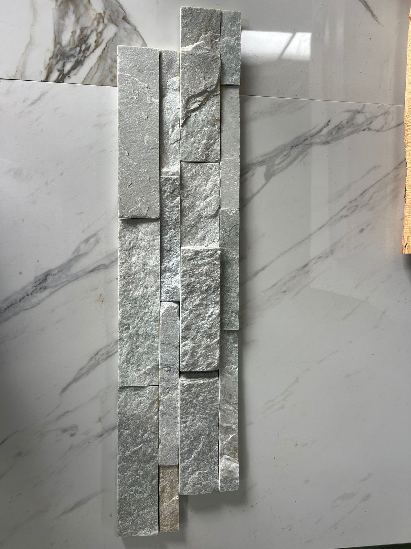 Panel de Piedra Premontada Polvo de perla - Desde 25,03 €/m2 + IVA