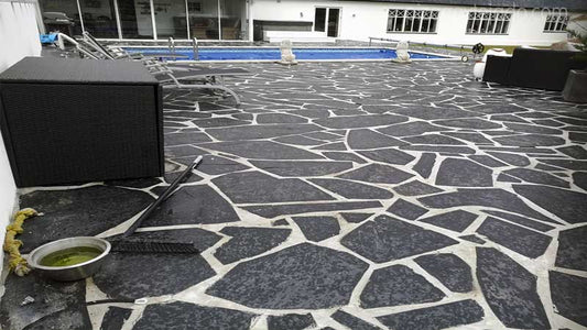 De Castillos a Villas: El Legado de la Piedra Natural en el Diseño Moderno