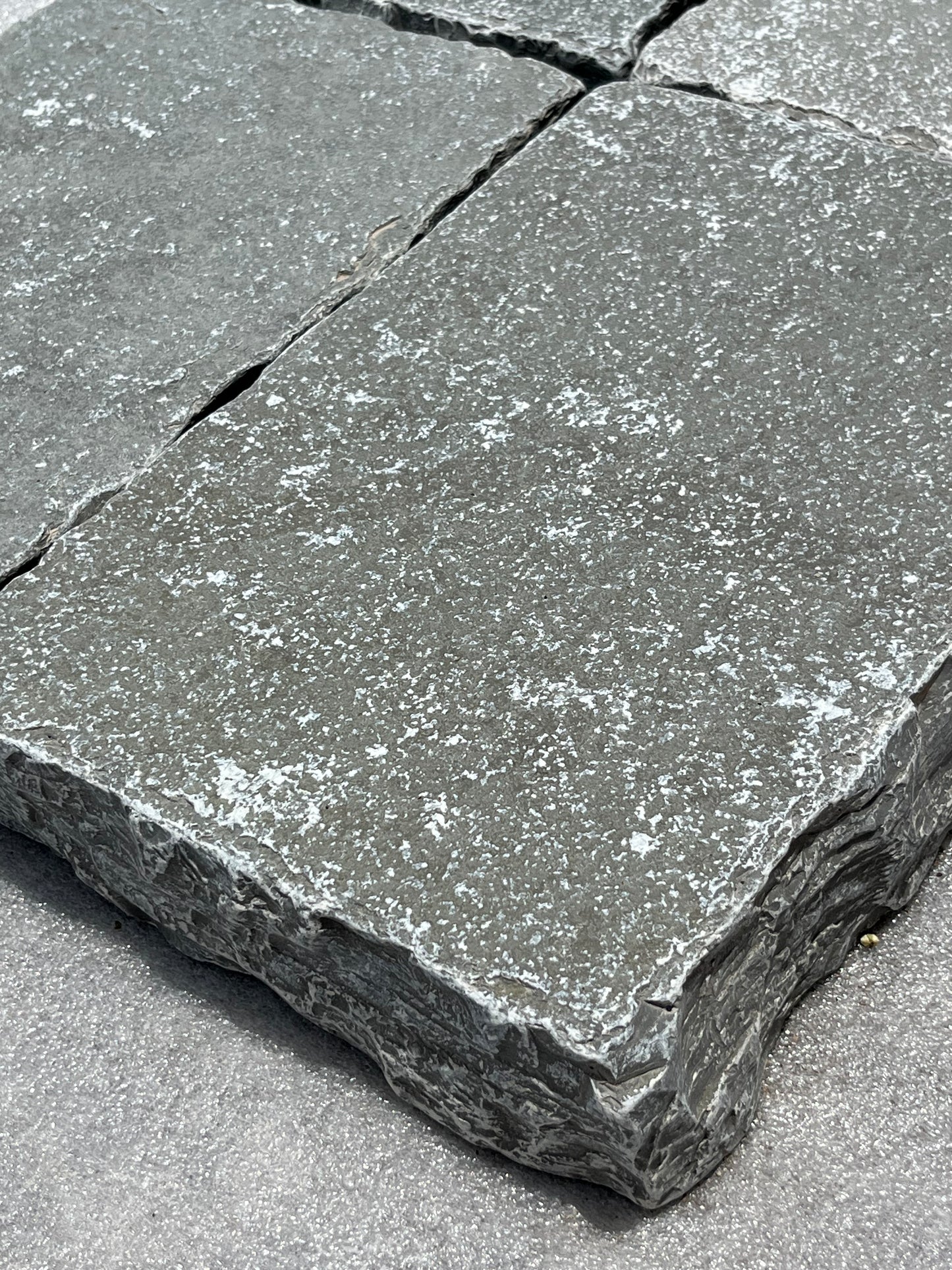 Ash Grey Limestone – €28.30/m²