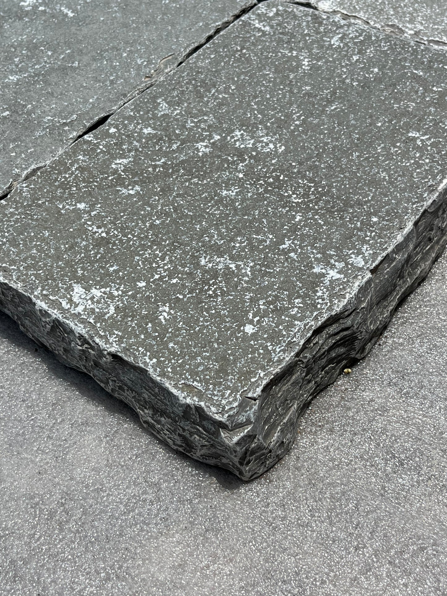 Ash Grey Limestone – €28.30/m²